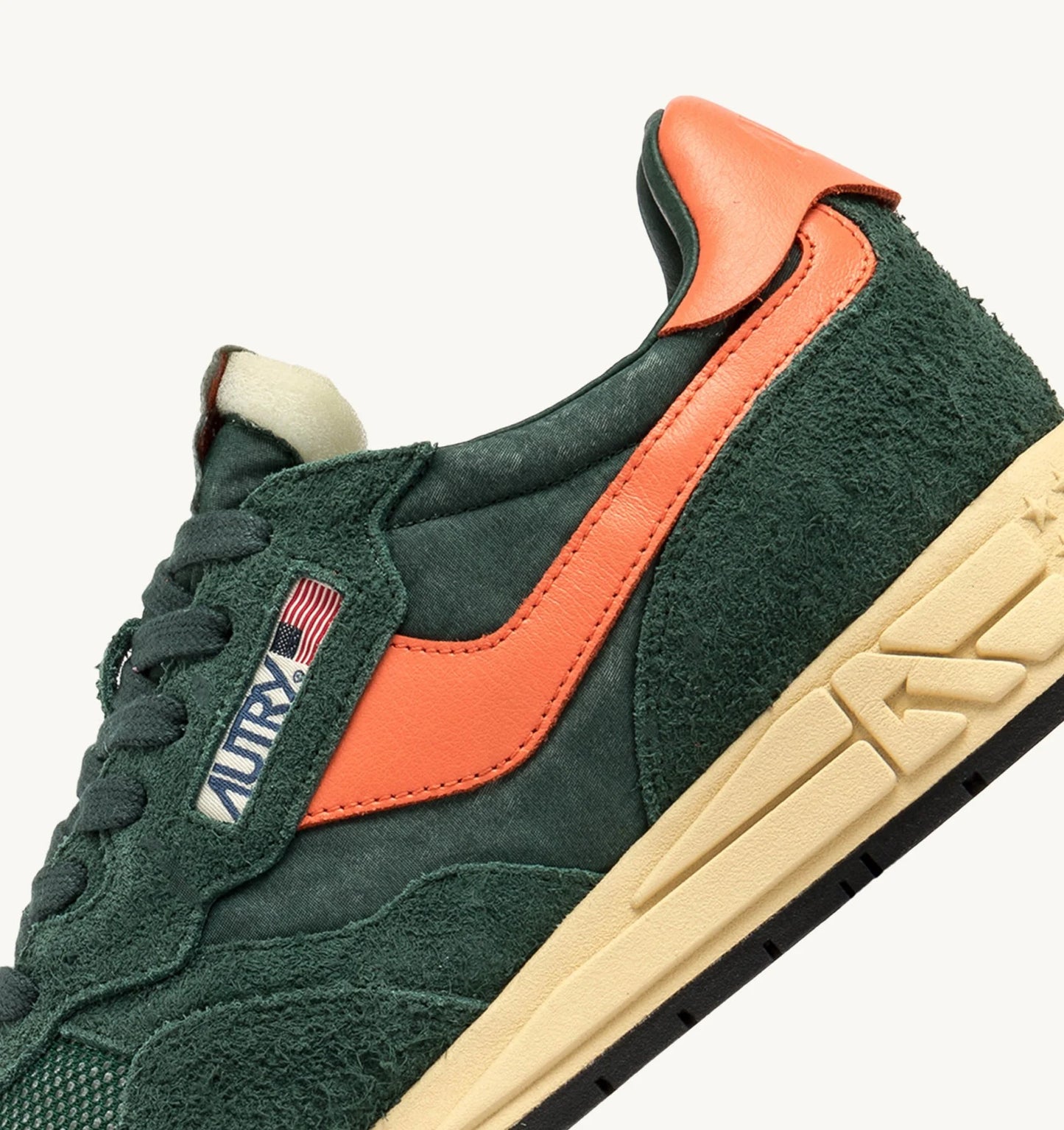 Zapatilla Reelwind Low Suede Net Hombre