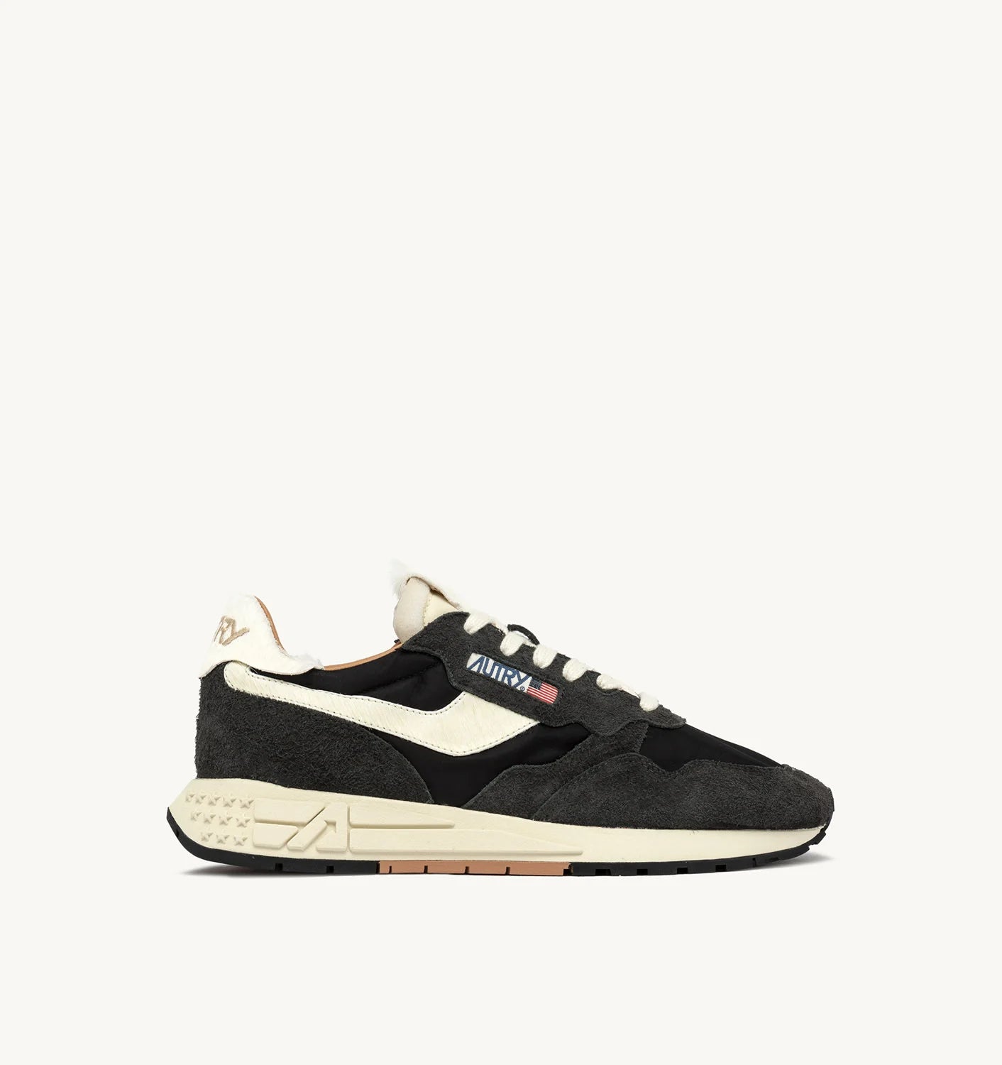 Zapatilla Reelwind Low Suedenil Pony Mujer