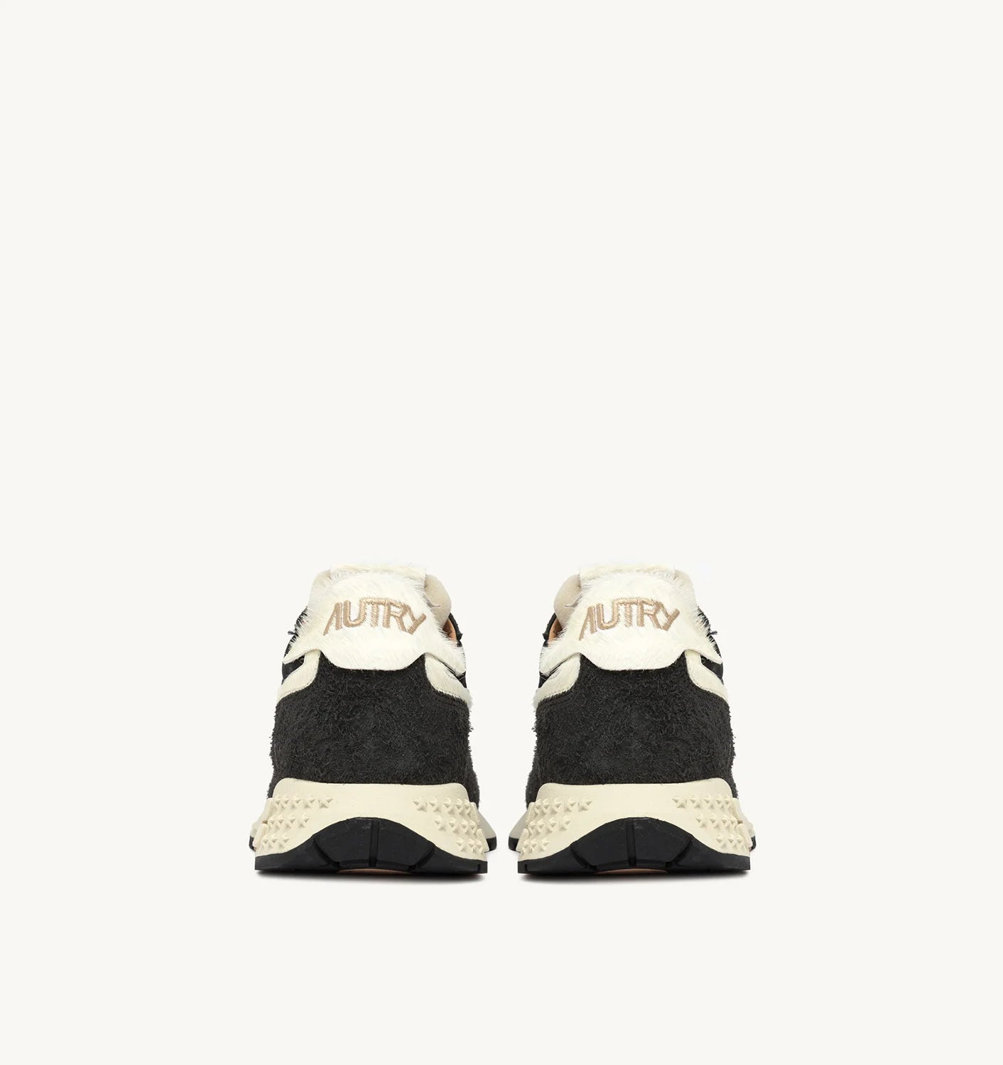 Zapatilla Reelwind Low Suedenil Pony Mujer