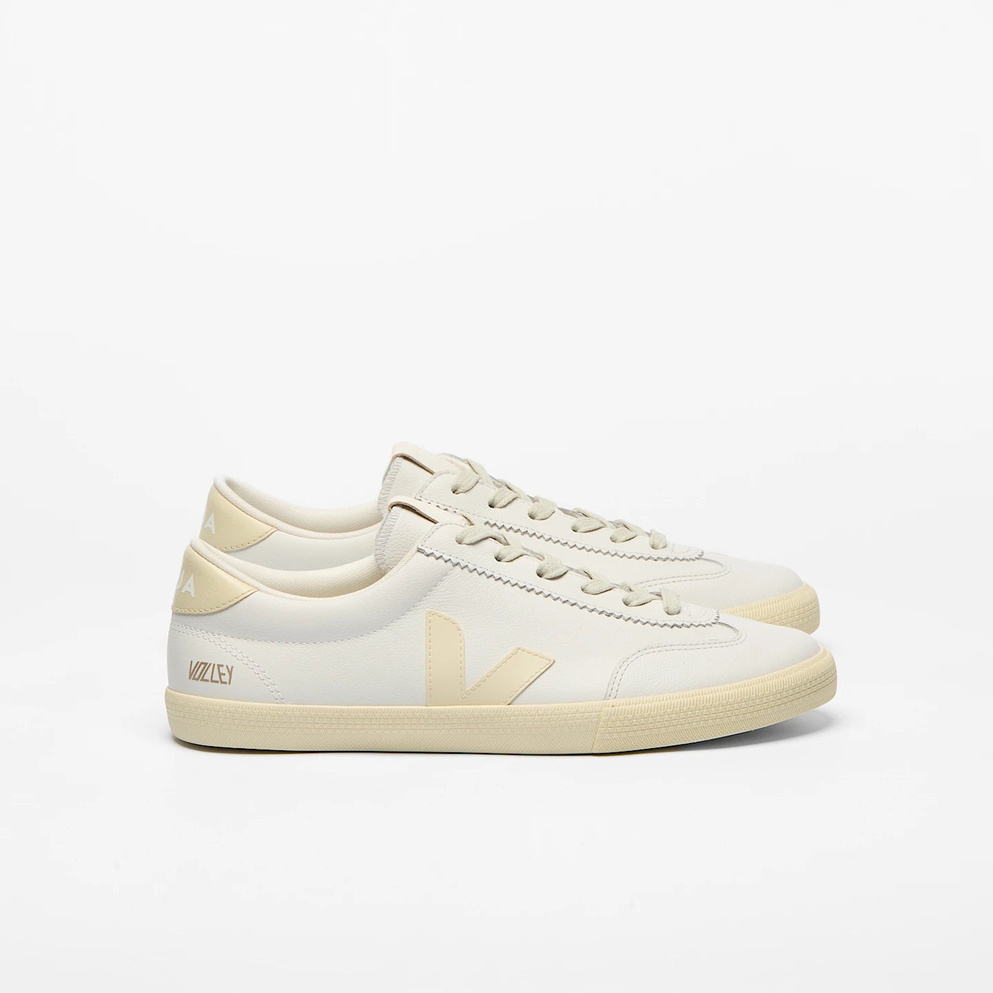 Tenis Veja De Mujer Volley Signature O.t.