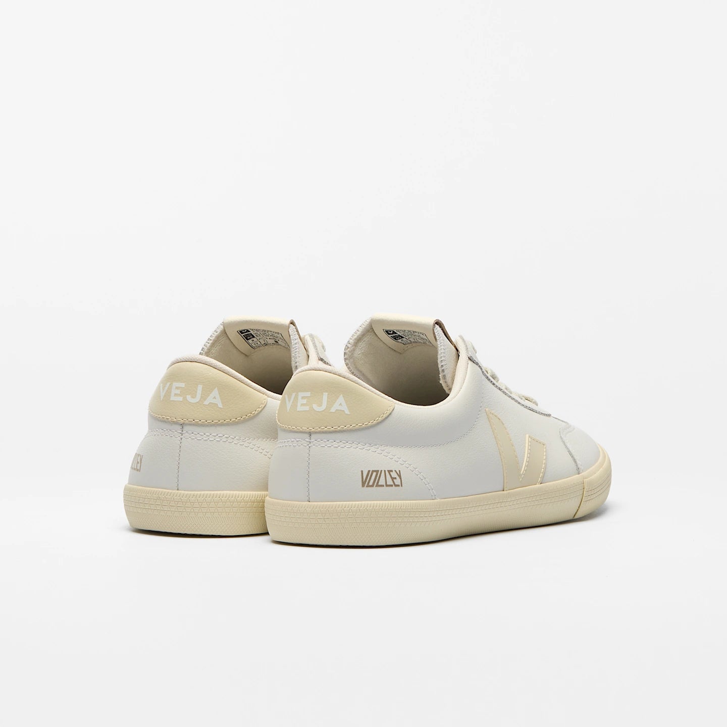 Tenis Veja De Mujer Volley Signature O.t.
