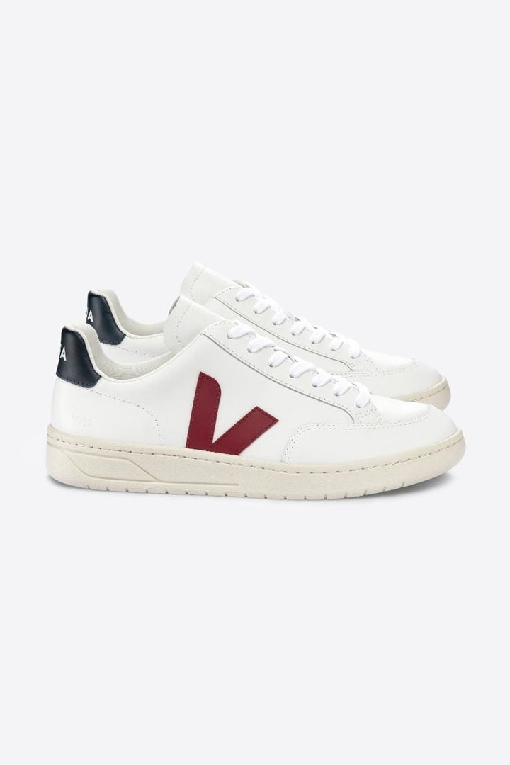 Tenis Veja De Hombre V-12 Marsala Náutico